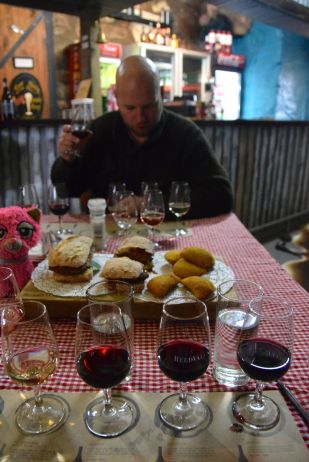 vinprovning och portugisisk lunch